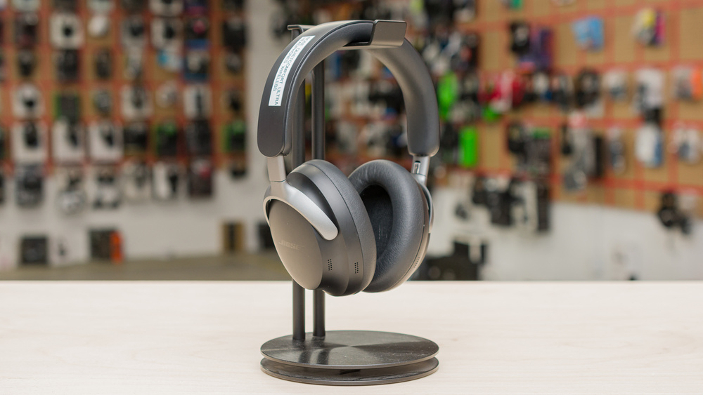 I Returned My AirPods Max for These. (Bose QuietComfort Extremely Evaluate)